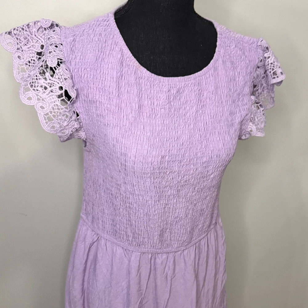 ZESICA Women's Casual Flutter Sleeve Crew Neck Smocked Tiered Midi Dress - Picture 6 of 9